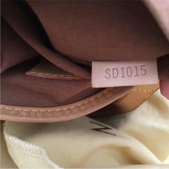 Louis Vuitton Monogram AB Batignolles Tote Bag - Picture 7 of 9